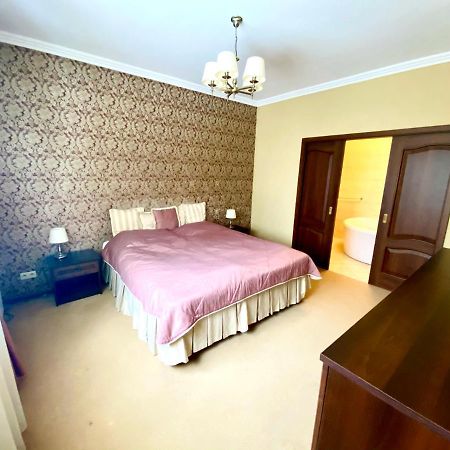 فندق Przy Debach ستارغارت ستاتشينسكي المظهر الخارجي الصورة